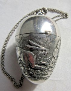 Silver pillbox pendant Easter egg: Hare and cabbage, 23 g