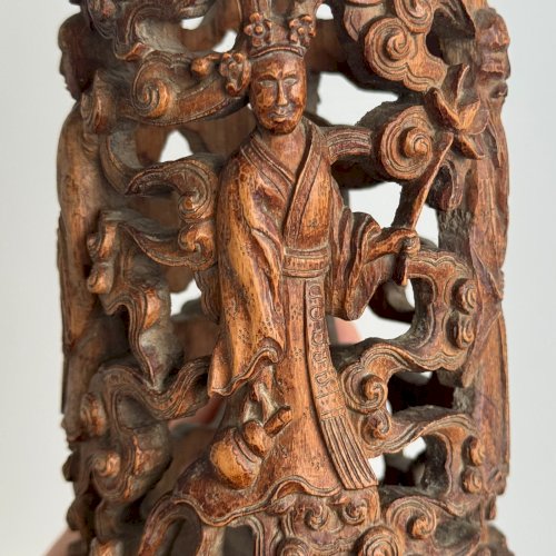 Boite à pinceaux Chine richement sculptée ornementée de personnages M3953