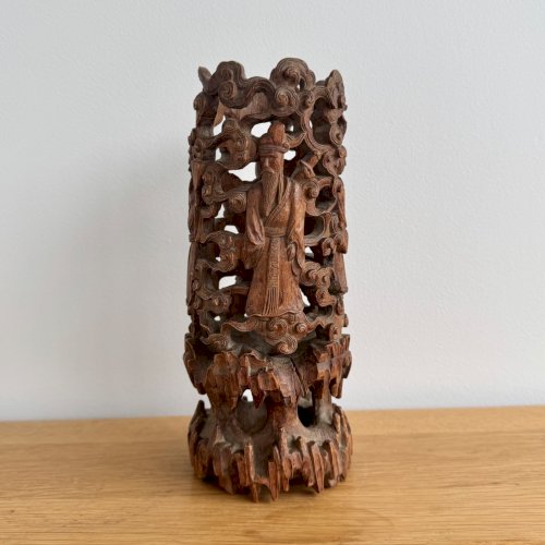 Boite à pinceaux Chine richement sculptée ornementée de personnages M3953