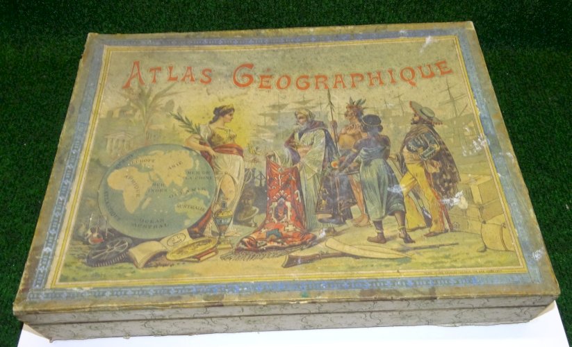 -BOITE ANCIEN ATLAS GEOGRAPHIQUE DANS SA BOITE PLANCHES PUZZLES  JL PARIS   D