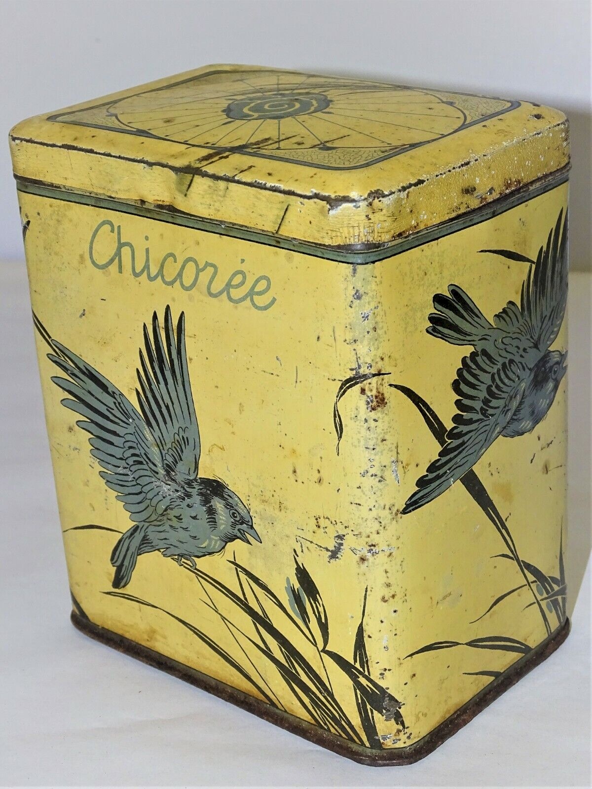 Boîte Ancienne En Métal à Décor De Fleurs - Vintage - Occasion