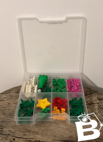 Boîte avec accessoires de jardin Lego