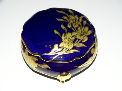 -BOITE BONBONNIERE PORCELAINE BLEU de FOUR LIMOGES Daniel Moreau PIECE UNIQUE  D