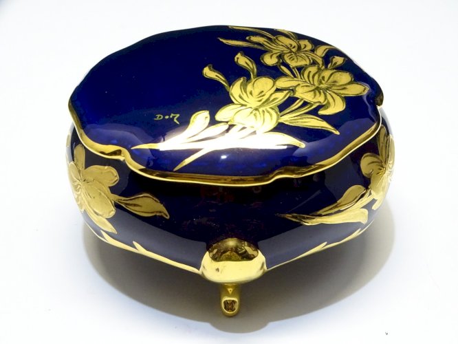 -BOITE BONBONNIERE PORCELAINE BLEU de FOUR LIMOGES Daniel Moreau PIECE UNIQUE  D