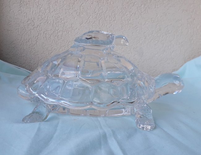 Boite bonbonnière tortue en cristal