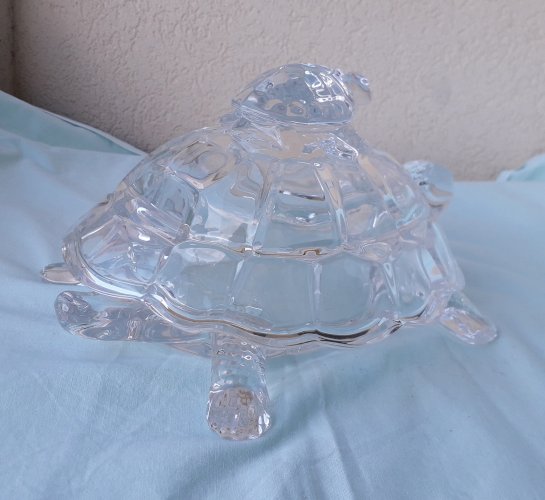 Boite bonbonnière tortue en cristal