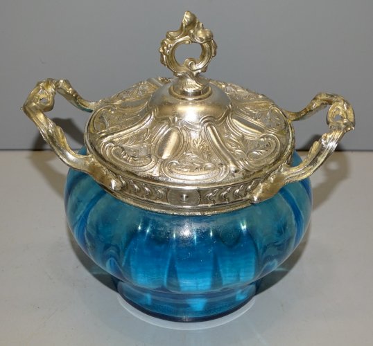 -BOITE BONBONNIERE VERRE BLEU COUVERCLE REGULE Argenté COLLECTION DECO VITRINE D
