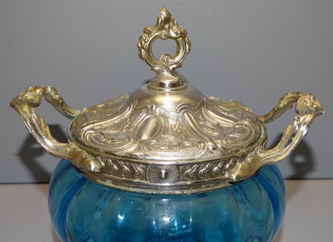 -BOITE BONBONNIERE VERRE BLEU COUVERCLE REGULE Argenté COLLECTION DECO VITRINE D