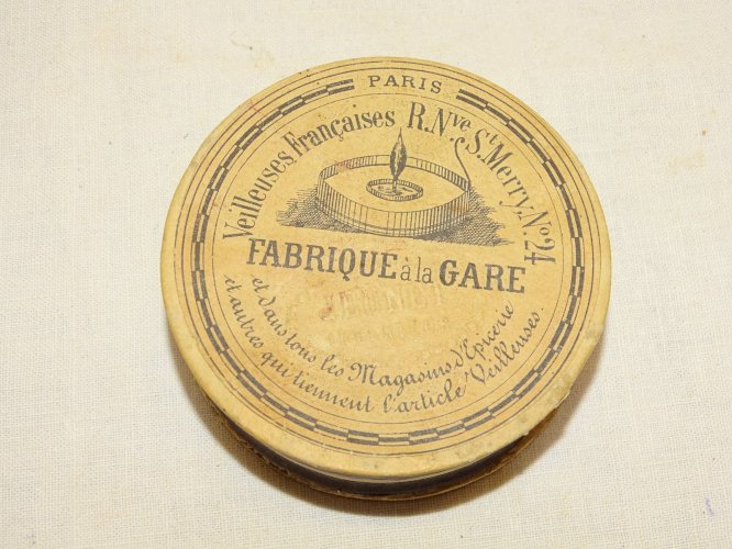 -BOITE CARTON VEILLEUSES Françaises JEUNET FABRIQUE A LA GARE  R Nve ST MERRY  D