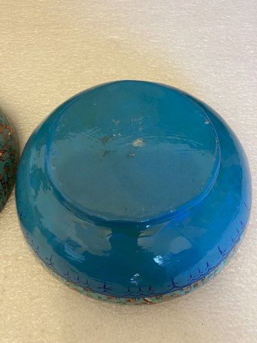 boite chinoise en carton bouilli vintage décor peint fleurs et d'oiseaux coloré