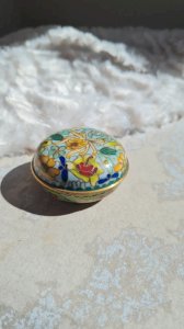 Boite cloisonnée - émaillée - pilulier