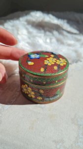 Boite cloisonnée - émaillée - pilulier