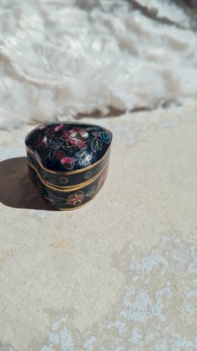 Boite cloisonnée - émaillée - pilulier