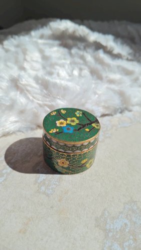 Boite cloisonnée - émaillée - pilulier