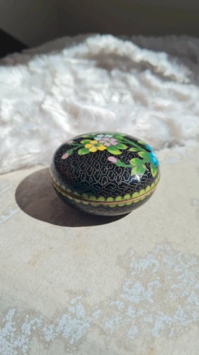 Boite cloisonnée - émaillée - pilulier