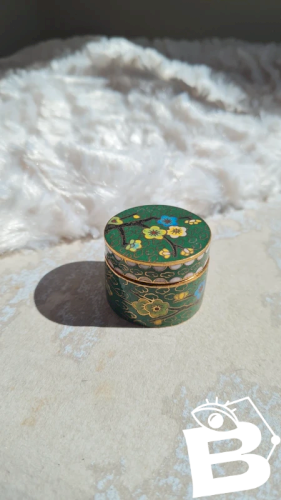 Boite cloisonnée - émaillée - pilulier