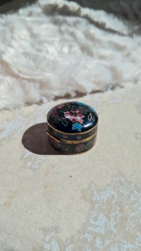 Boite cloisonnée - émaillée - pilulier
