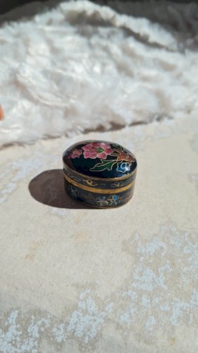 Boite cloisonnée - émaillée - pilulier
