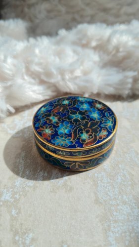 Boite cloisonnée - émaillée - pilulier