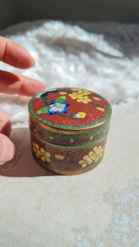 Boite cloisonnée - émaillée - pilulier