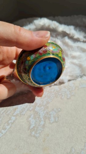 Boite cloisonnée - émaillée - pilulier