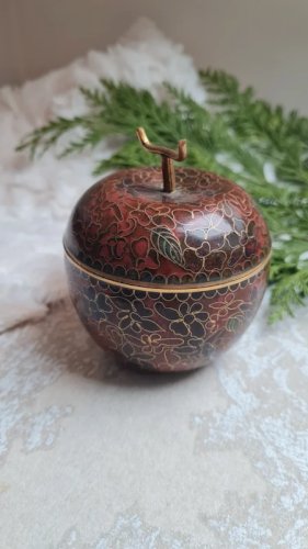 Boite cloisonnée - pomme - émaillée