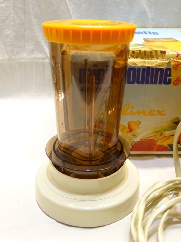 -BOITE COMBINE MINI MOULINETTE MOULINEX ORANGE 1970/80 DECO VINTAGE CUISINE   D