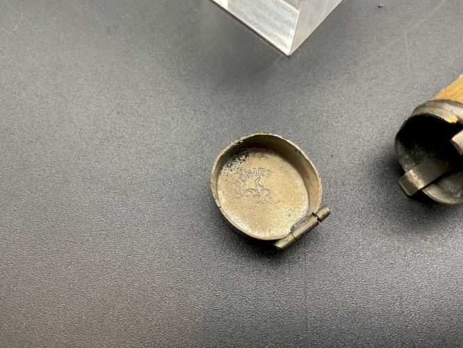 Boîte d'allumettes ancienne en forme de pied de mouton PYROGENE fin XIXéme