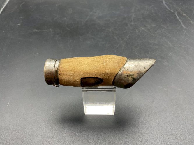 Boîte d'allumettes ancienne en forme de pied de mouton PYROGENE fin XIXéme