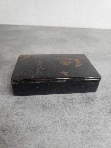 BOITE DE BUREAU BOITE A TIMBRES TROMBONNE EN LAQUE ASIATIQUE N° 3