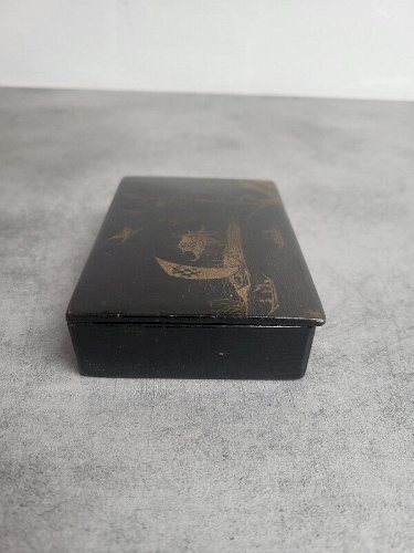 BOITE DE BUREAU BOITE A TIMBRES TROMBONNE EN LAQUE ASIATIQUE N° 3