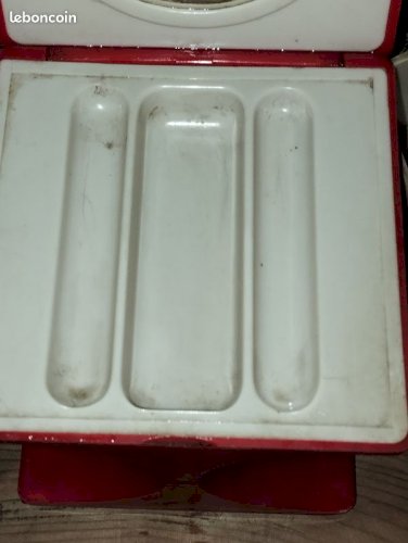 Boîte de voyage maquillage vintage années 70 – Made in Japon – plastique dur – rare orange et beige – très bel état