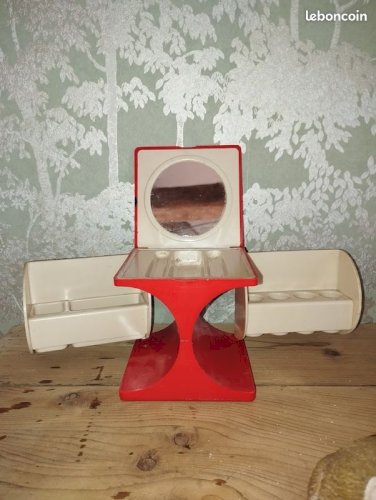 Boîte de voyage maquillage vintage années 70 – Made in Japon – plastique dur – rare orange et beige – très bel état