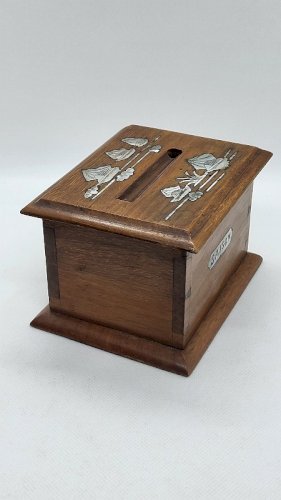 BOITE DISTIBUTEUR DE CIGARETTES SAIGON 1946 EN BOIS ET NACRE