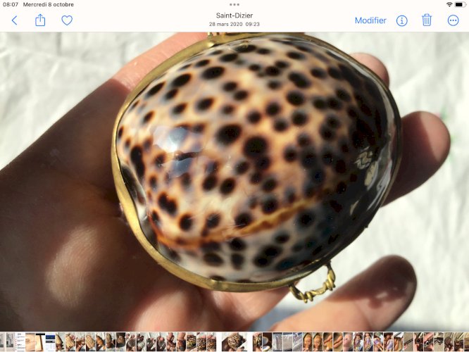 Boite en coquillage nacre pour chapelet  rosaire rosary box aumônière