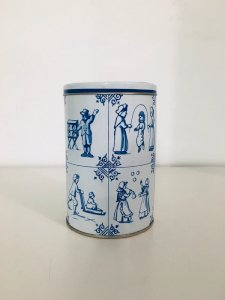 Boîte en métal hollandaise