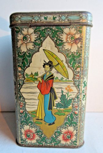 Boite en tôle lithographiée, Oiseaux et Personnages japonisant en relief, XIXème
