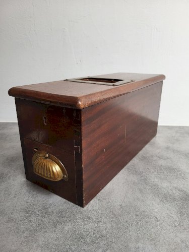 BOITE GLEDHILL PATENT CASH TILLS TRINITY WORKS HALIFAX BRITISH PRODUCT