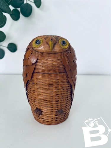Boîte hibou chouette vintage en osier et rotin 1970 déco bohème