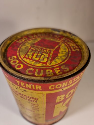 Boite métallique Bouillon KUB ancienne