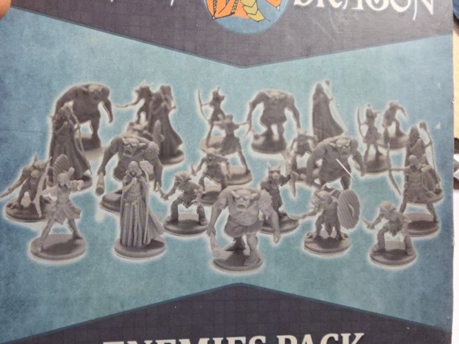 boite neuve 25 figurines Drunk'n dragon - ennemies pack a peindre -