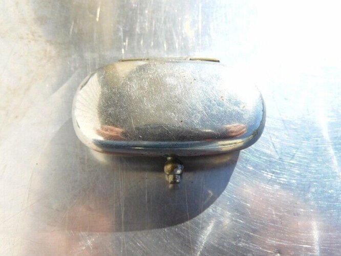 BOITE PORTE LOUIS D'OR EN METAL