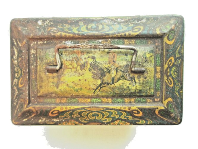 Boite publicitaire 1900 Art Nouveau, tôle lithographiée au décor de chevaux