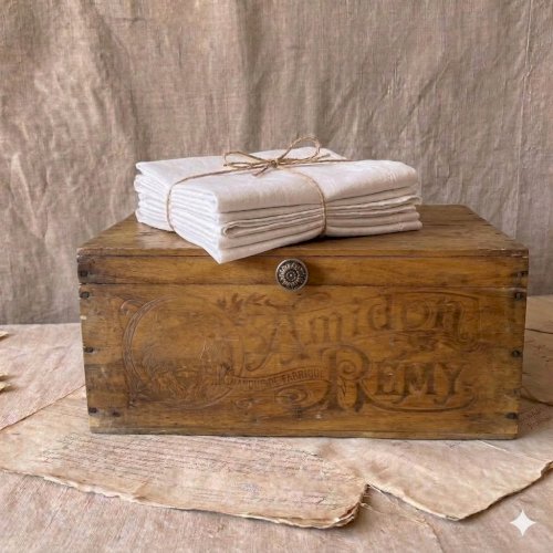 Boîte publicitaire ancienne 