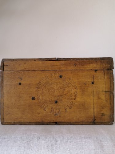 Boîte publicitaire ancienne 