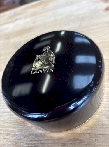 Boîte Vintage vide Poudre parfumée corps “Lanvin Arpège” + Broche Fleur Lanvin