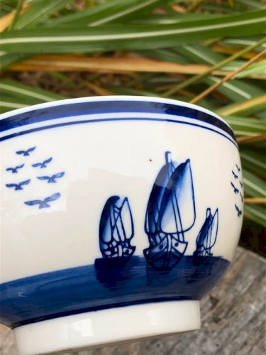 Bol en faïence blanc motifs bleus