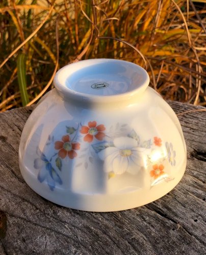 Bol rétro vintage en porcelaine de Limoges motifs fleurs
