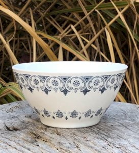 Bowl Rivanel vintage retro blue patterns
