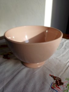 Pale pink bowl Sarreguemines medium size